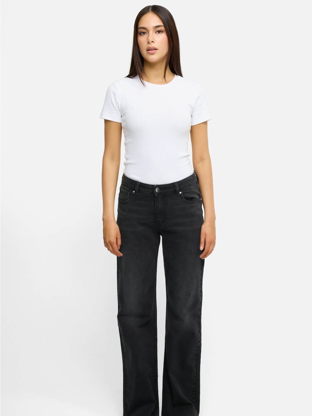 Women's Regular Rise Wide Leg Washed Black